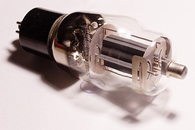 Общий вид лучевого тетрода